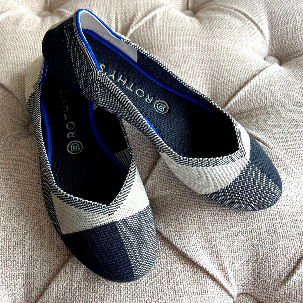 Rothy’s round toe flat